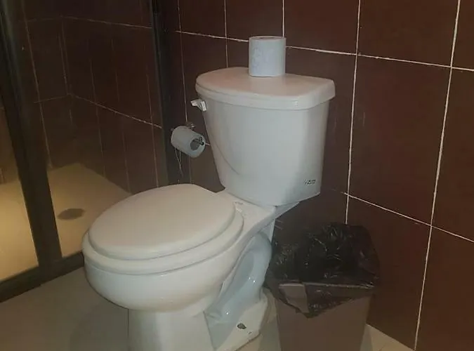 Cuarto Amueblado Independiente Bano Privado Centro Historico Pensión *